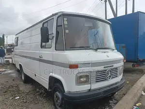 Mercedes-Benz T2 1998 Silver