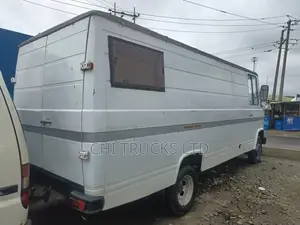 Mercedes-Benz T2 1998 Silver