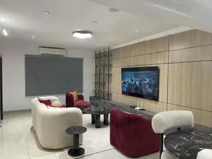 Luxurious 1 Bedroom Apartment With Swimming Pool