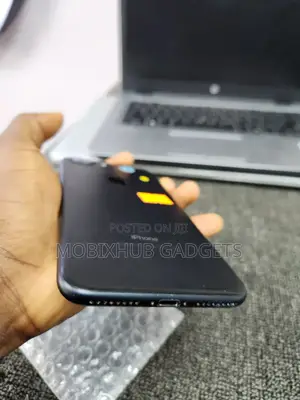 Apple iPhone 7 Plus 32 GB Black