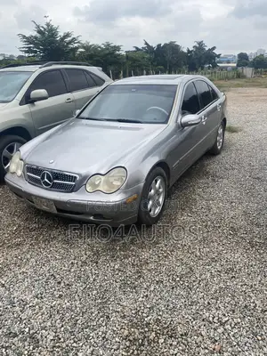 Mercedes-Benz C240 2.6 RWD 2004 Gray
