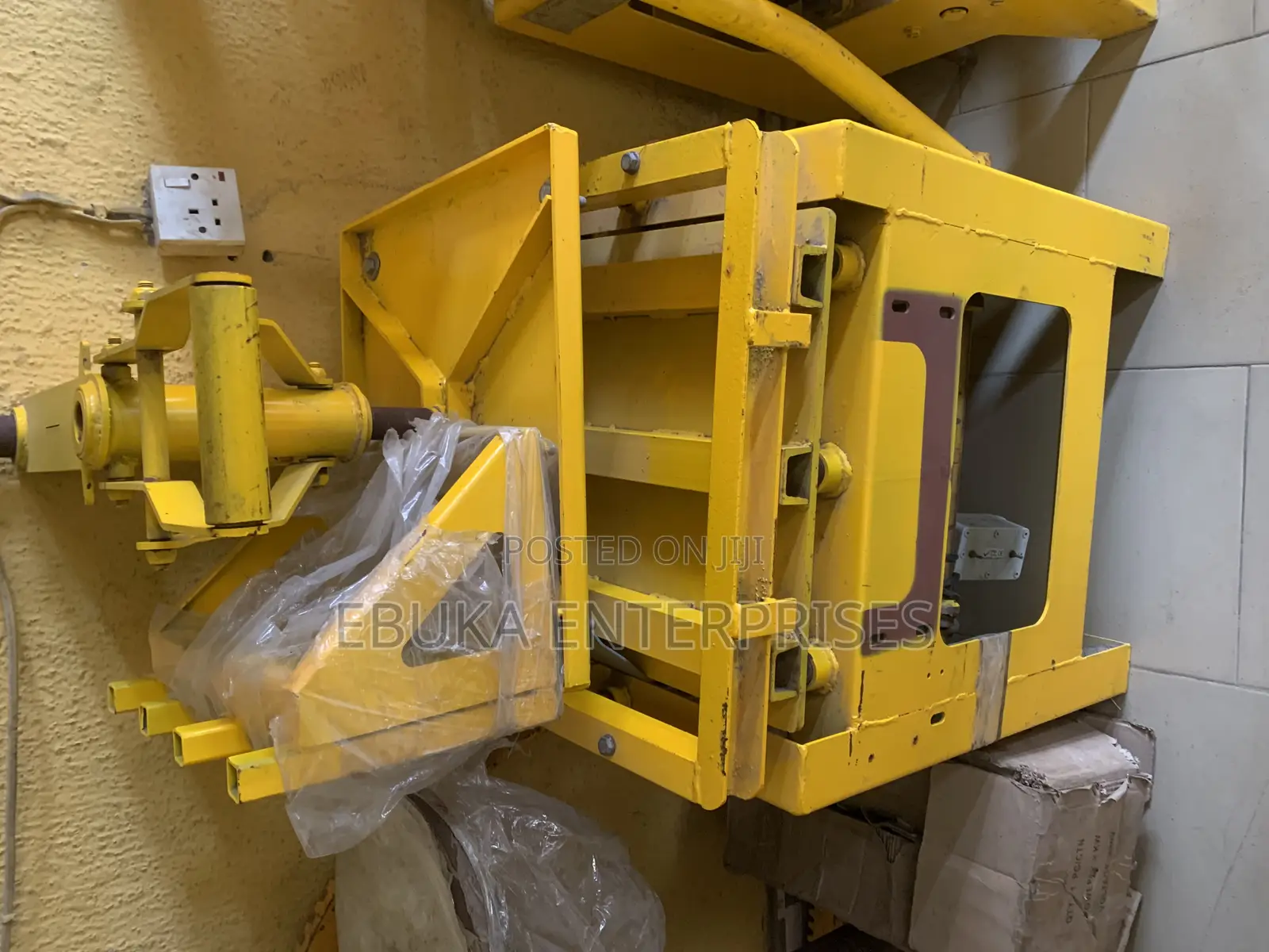 Block Moding Machine