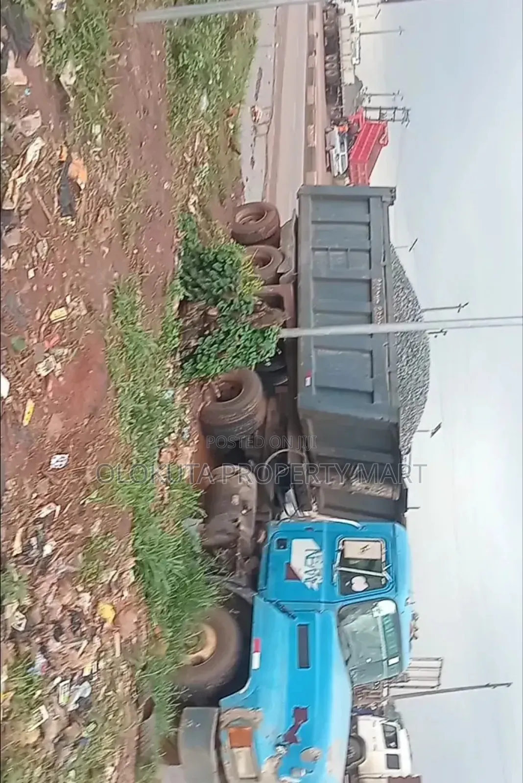 30 Tons Granite