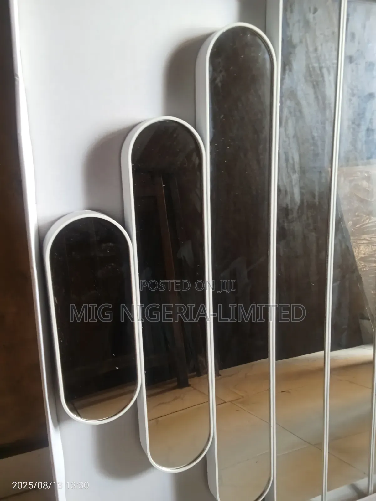 Wall Mirror Vertical Wall Decoration Consoles Mirror 80cmx80cm