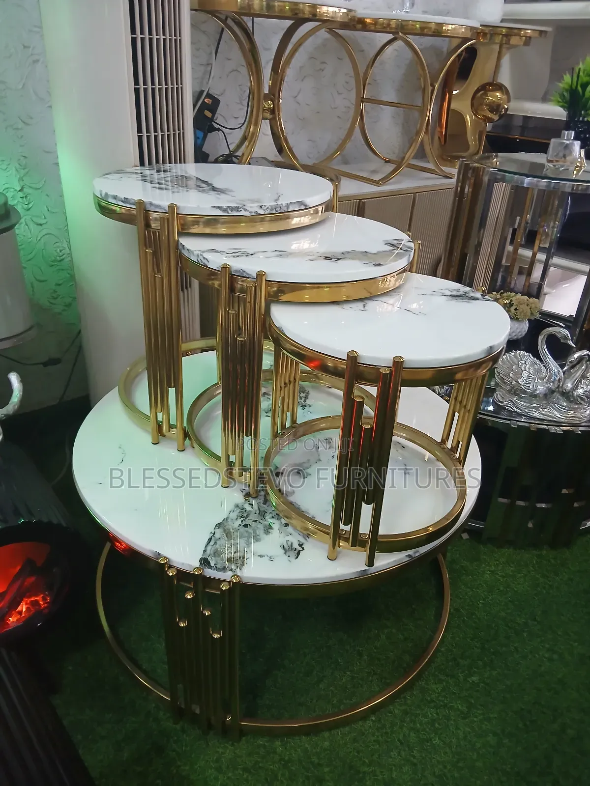 Marble Centre Table With 3 Side Stool