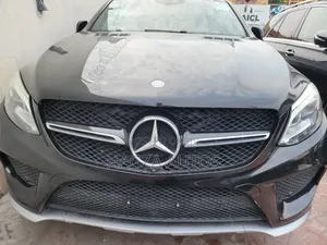 Mercedes-Benz GLE-Class 2016 Black