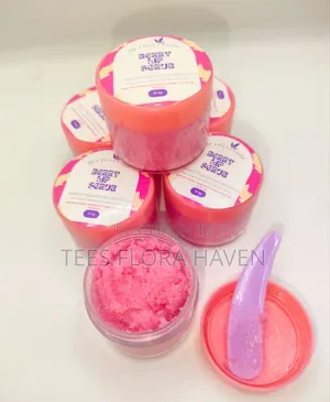 Photo - Exfoliating Lip Scrub