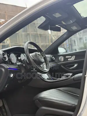 Mercedes-Benz E300 2017 Silver