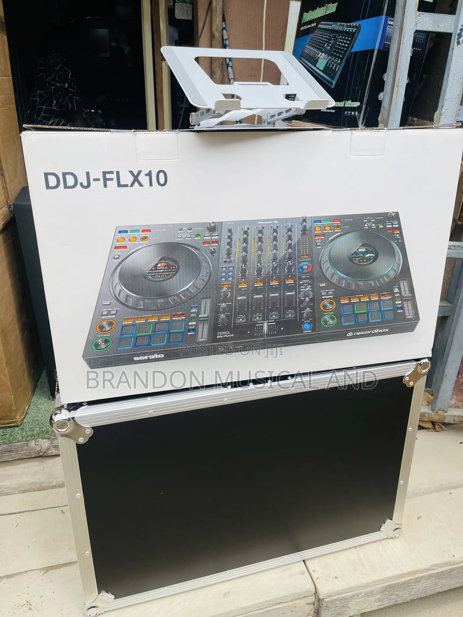 FLX 10 Dj Controller With Flight Case