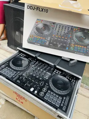 FLX 10 Dj Controller With Flight Case
