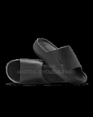 Nike Calm Slides