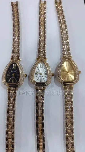 Luxury Bvlgari Serpenti-Inspired Women’S Gold Bracelet Wristwatch