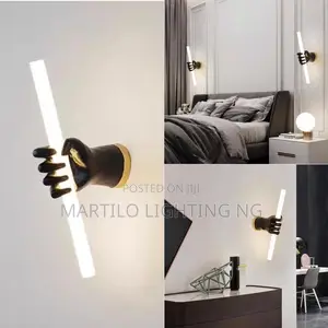 Luxury Hand Light Unique and Beautiful With Lovely Color Display