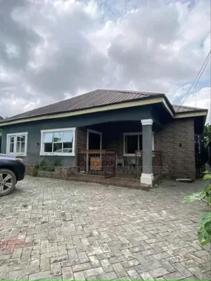 4bdrm Bungalow in Rukpokwu Port for sale