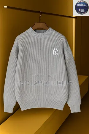 Pure Quality Luxury Cargo Sweatop Well Branded