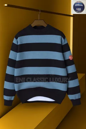 Pure Quality Luxury Cargo Sweatop Well Branded