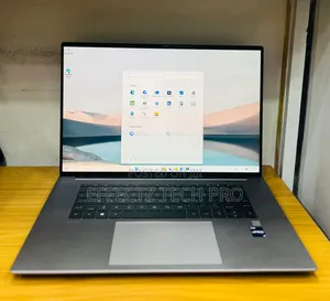 Laptop HP ZBook Studio 64GB Intel Core i9 SSD 1T