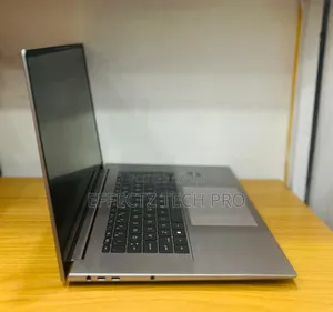 Laptop HP ZBook Studio 64GB Intel Core i9 SSD 1T