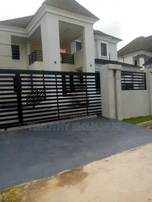 4 Bedrooms Fully Detached Duplex