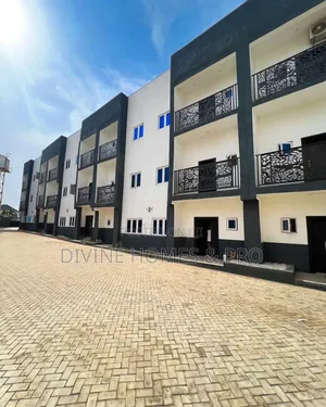 4bdrm Townhouse/Terrace in Guzape for sale