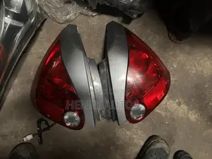 Set Taillights Maxima 2005