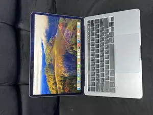 Laptop Apple MacBook Pro 2020 M1 8GB Apple M1 SSD 256GB