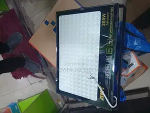 200 Watts Floodlight Akt
