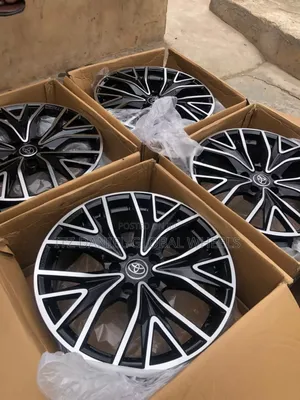 18 Inch Rim Universal Hole