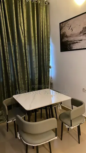 4 Seater Dining Set With Marble Top