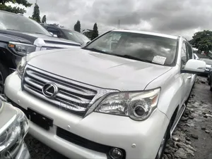 Lexus GX 460 Premium 2012 White