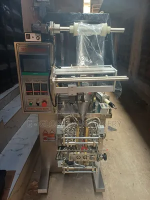 Auto Liquid and Paste Packaging Machine