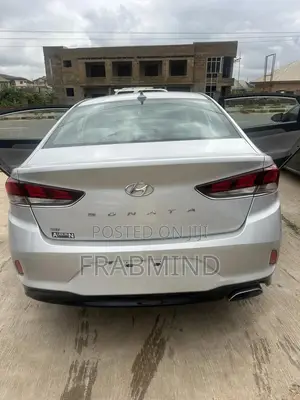 Hyundai Sonata SE 2018 Silver