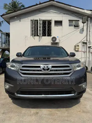 Toyota Highlander Limited 2012 Gray