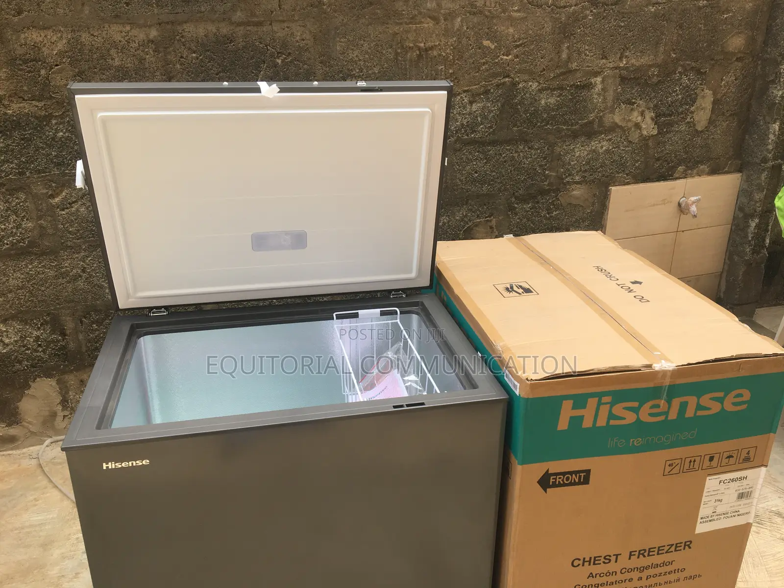 Energy-Efficient Spacious: Hisense Fc-260sh Freezer