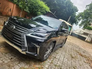 Lexus LX 570 (5 seats) AWD 2017 Black