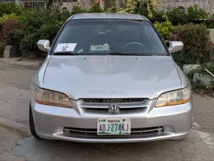 Honda Accord EX 1999 Silver