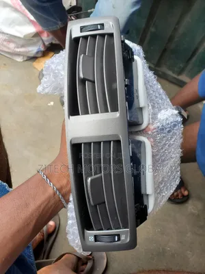 Ac Vent Is250