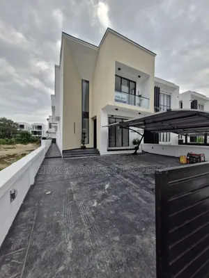 5bdrm Duplex in Megamound, Lekki for sale