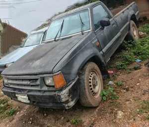 Mazda B-series 1989 Gray