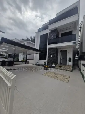 5bdrm Duplex in Megamound, Lekki for sale