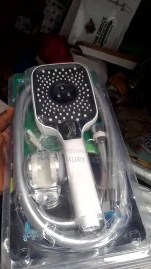 White Square Tonobo Telephone Shower