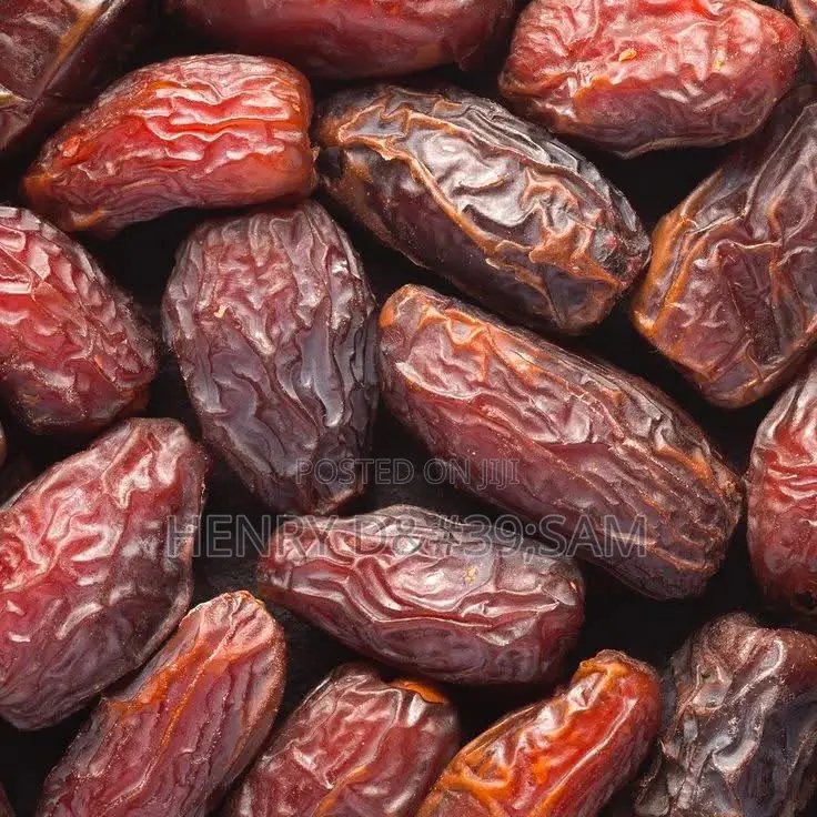 Dates (Medjool and Deglet Joor) 1kg