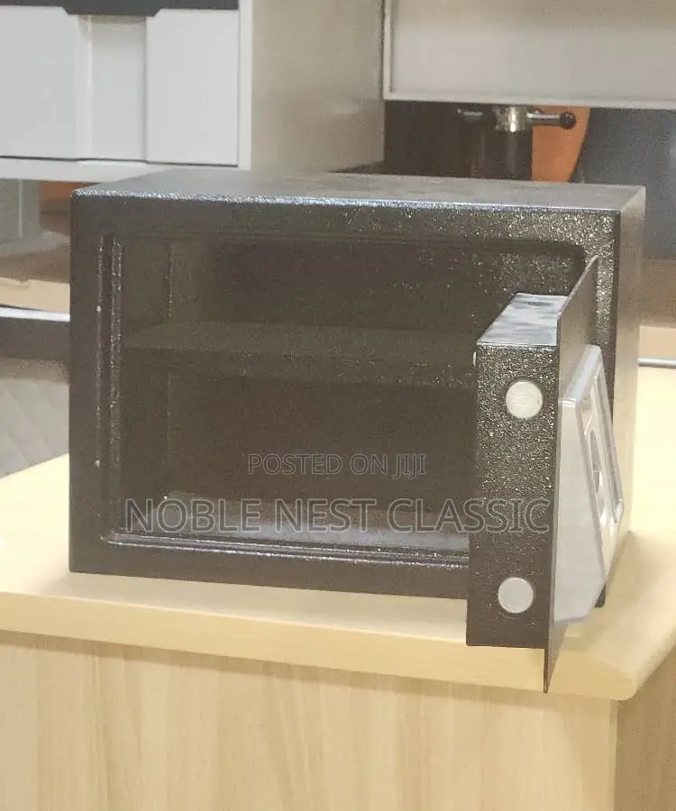 Hotel Safe (E25)