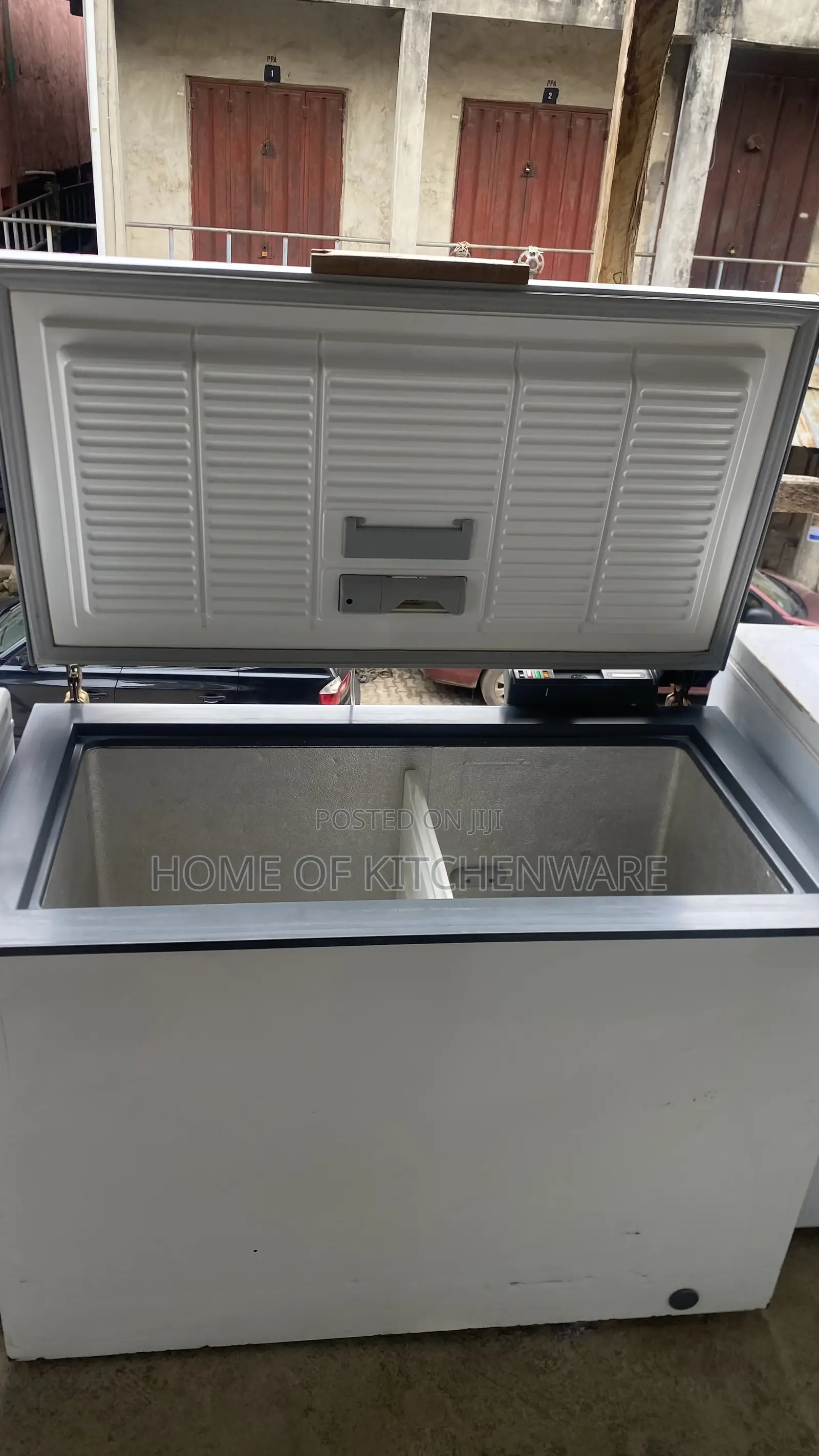 350 Chest Freezer