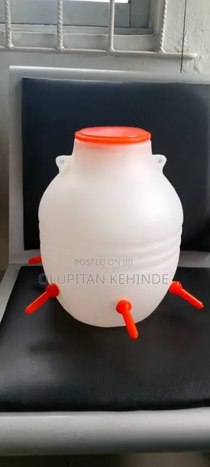 8litre Manual Milk Feeder