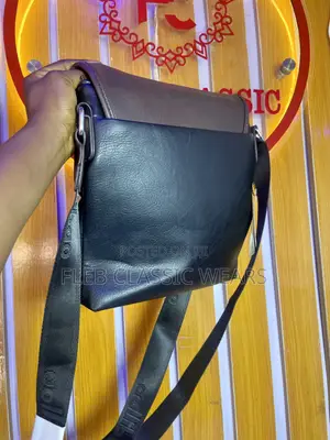 High Quality Cross Bag
