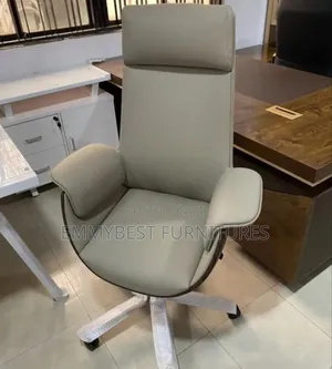 Executive Luxury Leather Office Chair.