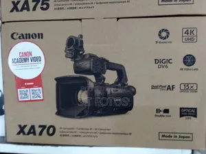 Canon Xa70