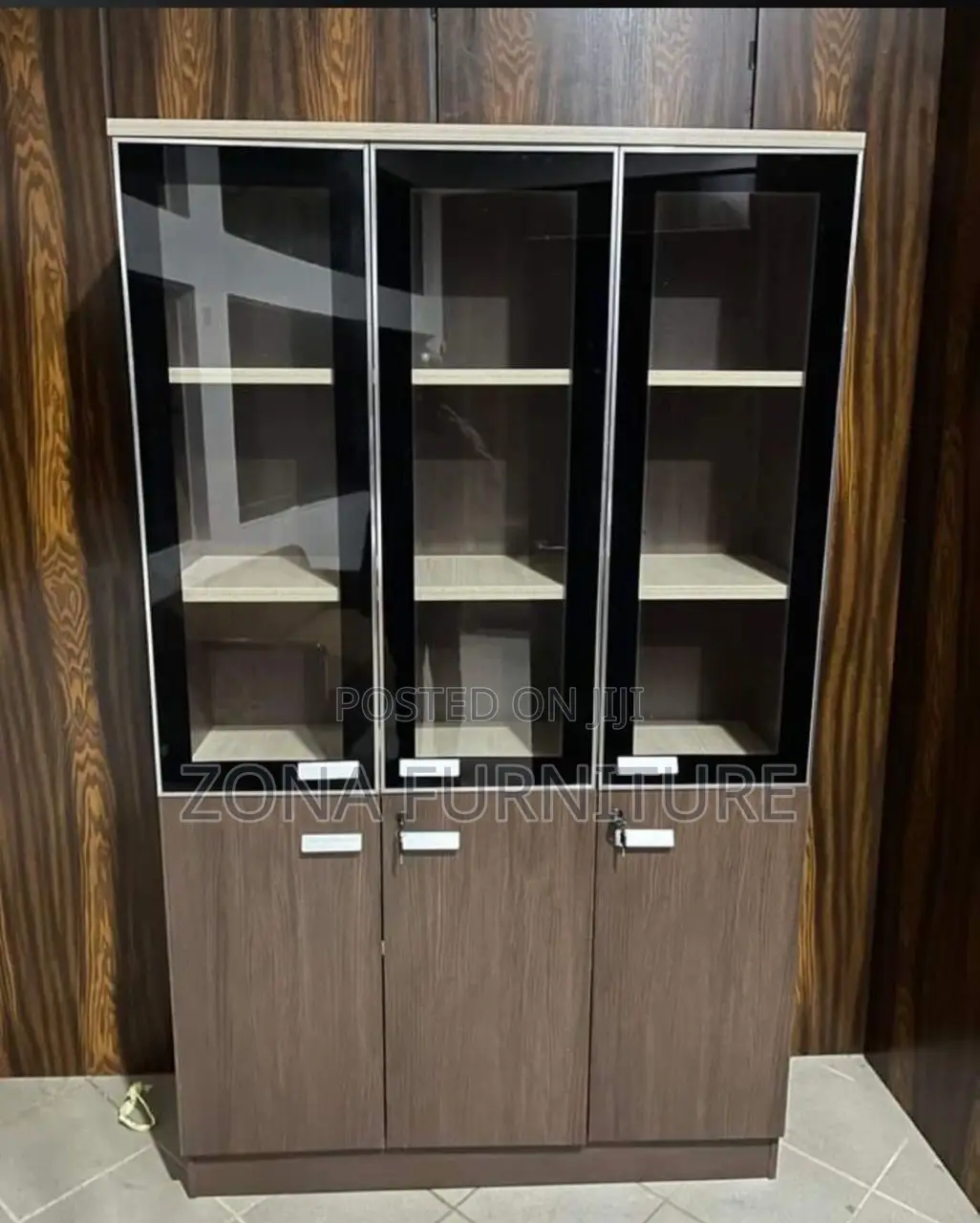 High Quality Foreign Design Solid Book Shelves Three Doors
