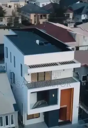 Furnished 5bdrm Duplex in Lekki for sale